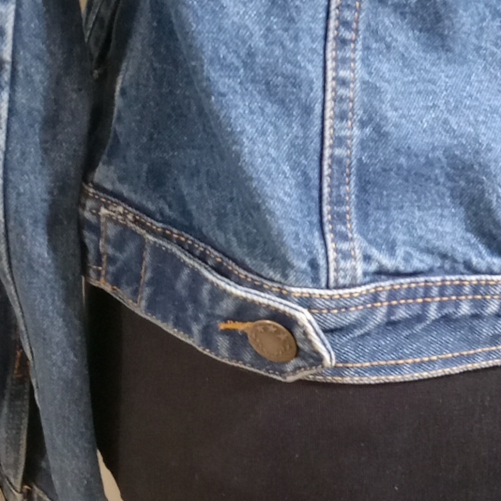 Denim jacket - Picture 4 of 4